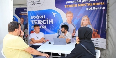 bayrampasa-belediyesinden-ogrencilere-ucretiz-yks-tercih-danismanligi.jpg