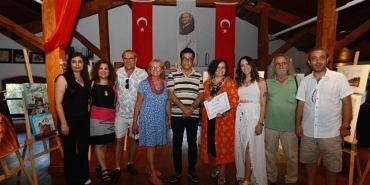 efes-selcuk-uluslararasi-resim-sergisi-selcuk-efes-kent-belleginde-acildi.jpg