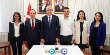 egeli-egitim-bilimci-doc-dr-usludan-mentor-destekli-psikolojik-ihtiyaclara-duyarli-ogretim-projesi.jpg