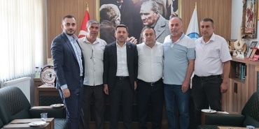 nevsehir-belediye-baskani-rasim-ari-derinkuyu-belediye-baskani-taner-inceyi-makaminda-ziyaret-etti.jpg