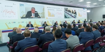 rosneft-ceosu-kuresel-ihtiyaclari-karsilamak-icin-dengeli-bir-enerji-gecisini-destekliyor.jpg