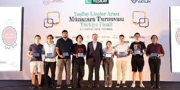 yesilayin-bagimliliklarla-mucadelesine-bir-tugla-da-gencler-koydu.jpg