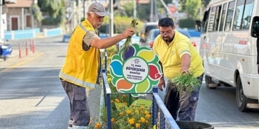 aydin-buyuksehir-belediyesi-kent-genelinde-temizlik-ve-bakim-calismalarina-hiz-kesmeden-devam-ediyor.jpg