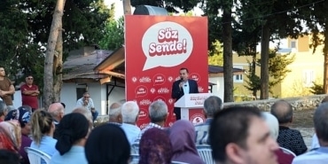 baskan-abdullah-ozyigit-mahalle-toplantilarinda-vatandaslarla-bulusuyor.jpg