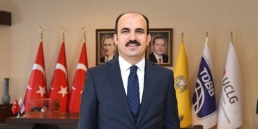 baskan-altay-malazgirt-zaferi-tarihe-yon-veren-bir-kahramanlik-destanidir.jpg