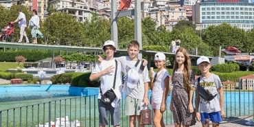 ibb-kardes-sehir-ukraynanin-odessa-kentinden-cocuklari-bu-yil-ucuncu-kez-istanbulda-agirliyor.jpg