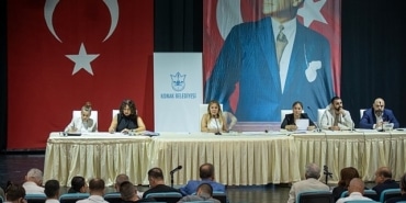 konak-belediye-meclisinin-agustos-ayi-toplantisi-gerceklestirildi.jpg