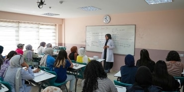 konya-buyuksehir-lima-yks-yaz-okulu-ile-ogrencilere-katki-sagliyor.jpg