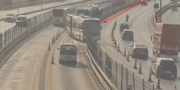 kucukcekmecede-bu-sabah-yasanan-metrobus-kazasiyla-ilgili-iettden-aciklama-yapildi.jpg