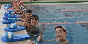 salihli-belediyesi-yuzme-ve-voleybol-kurslariyla-profesyonel-sporcu-adaylari-yetistiriyor.jpg