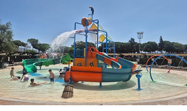 baskan-cercioglundan-cocuklara-yaz-tatili-hediyesi-eglencenin-adresi-tekstil-park-aquapark.jpg